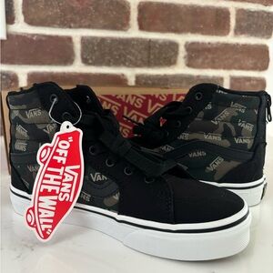 Vans - Youth Filmore Hi Zip - Size 1